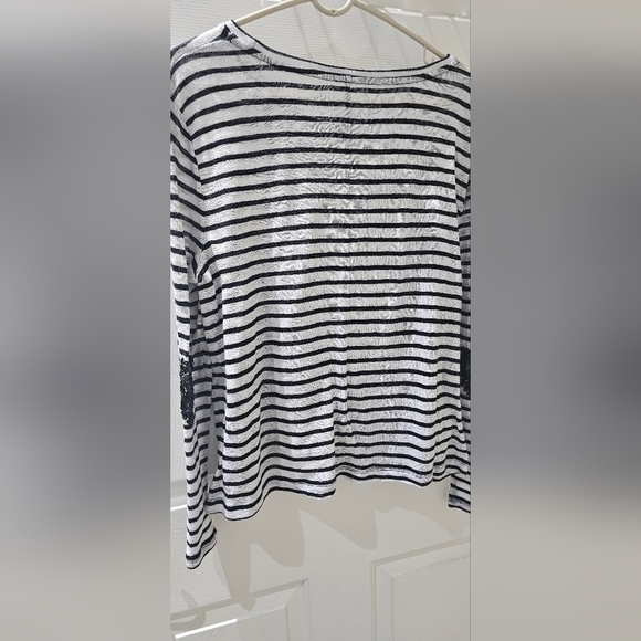 SOHO NY&CO XL Striped Lightweight Sweater Heart black sequin patches on elbows. - Picture 3 of 5